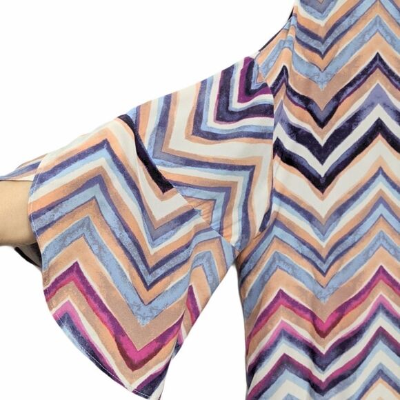 KACHEL 100% Silk Chevron Petal Sleeve Top XL - Picture 3 of 9